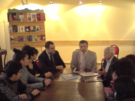 Встреча в Кавказском доме